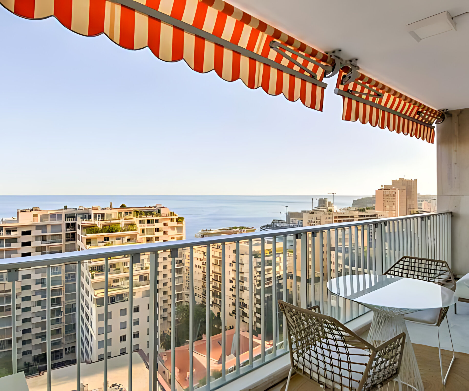 APARTEMENT CHATEAU PERIGORD II : 1/8