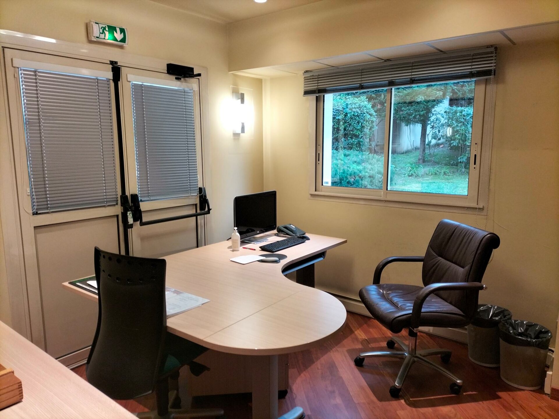 BUREAU ROCAZUR : 5/5