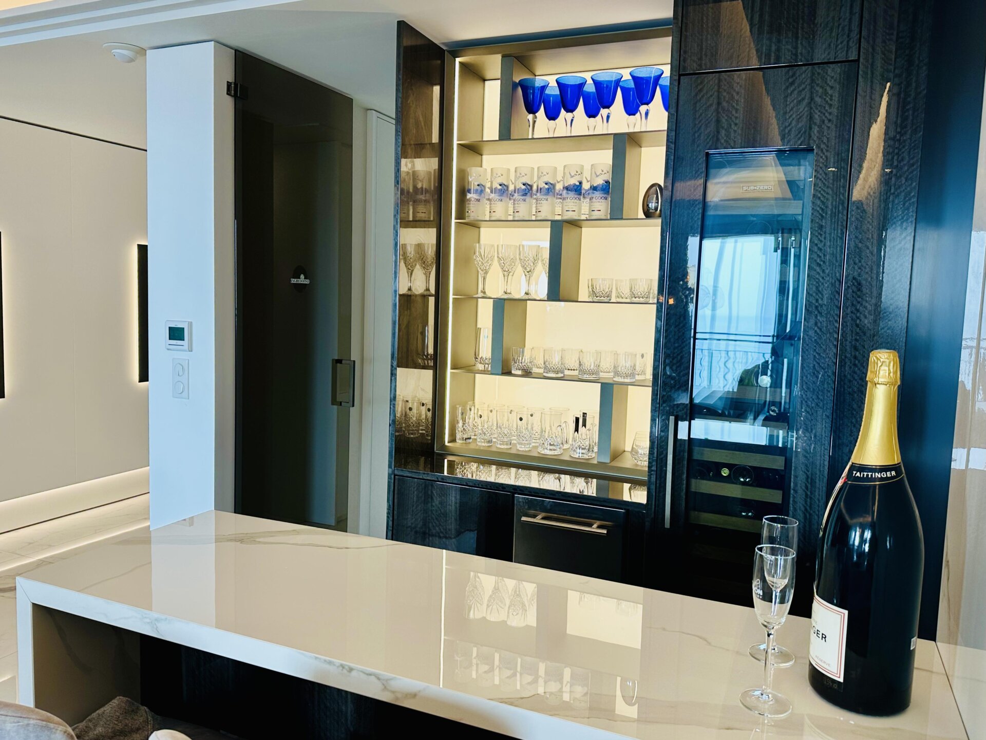 APPARTEMENT MONTE MARINA : 4/11