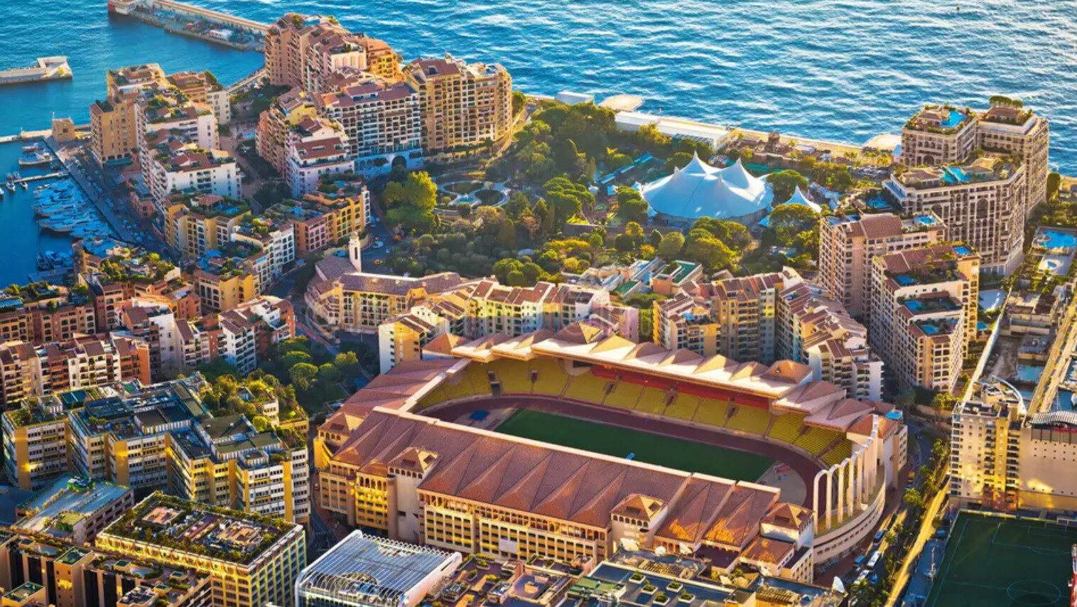 RENOVATED APARTMENT FONTVIEILLE : 2/2